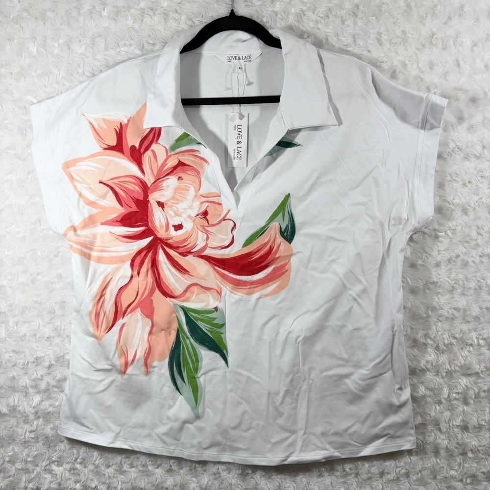 Love & Lace Womens Size XL White Floral V-Neck Short Sleeve Polo‎ Top NEW